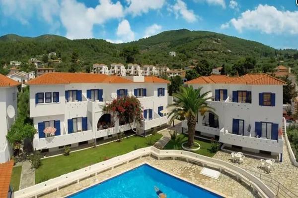 Sunrise Village Hotel – Skopelos