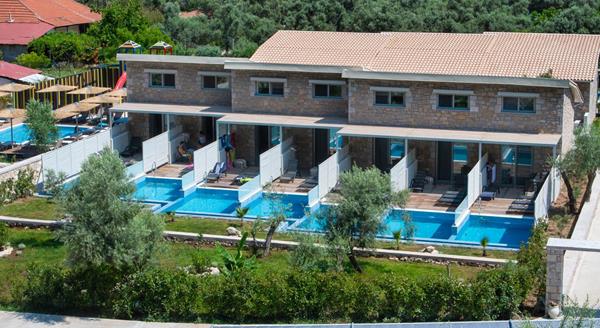Kastro Maisonettes With Private Pool
